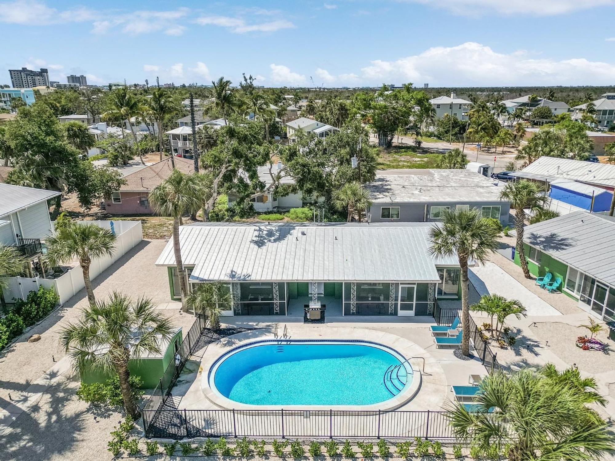 Dune Our Thing - Building A - 171 Washington Condo Fort Myers Beach Exterior photo